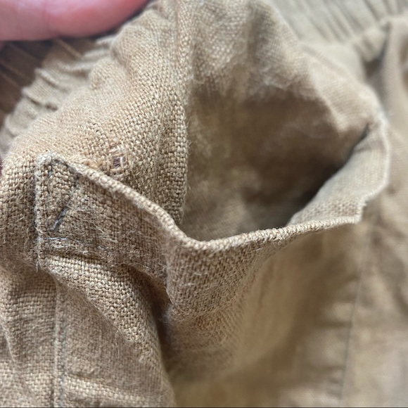 Beaton Linen Running Shorts - Picture 4 of 5